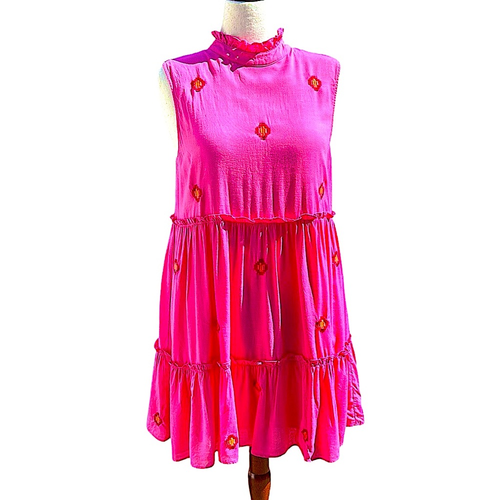 J MARIE Sleeveless Lined Embroidered Pink Tiered Ruffled dress. Size M